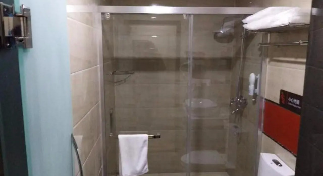 Номер Deluxe 7Days Premium Kunming New Asia Sports City Subway Station Branch
