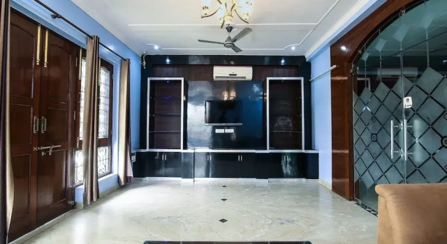Dev Palace by OYO Rooms, Varaa Hotelli Gurgaon 