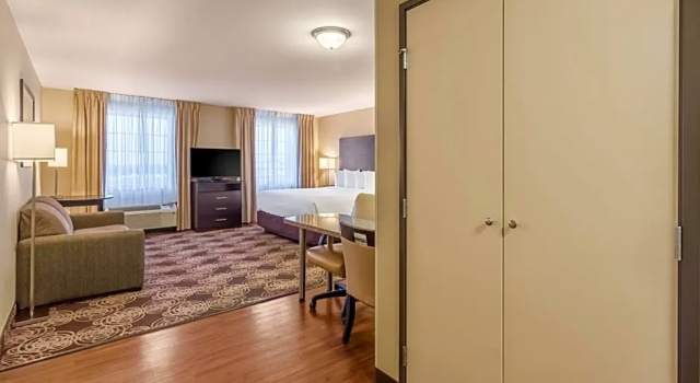 Студия Landmark Suites - Williston