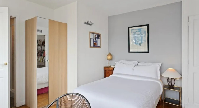 Stunning 3 Bed Apt With Balcony Near Champs Elysée, Забронировать Апартаменты/квартира Апартаменты Парижа, рядом с Виктор Гюго, Апартаменты/квартира