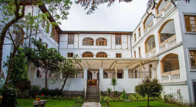 Solera House Adventure Hostel, Buchen Sie Hostel Hostels in Quito, in der Nähe von Viewpoint El Panecillo, Hostel