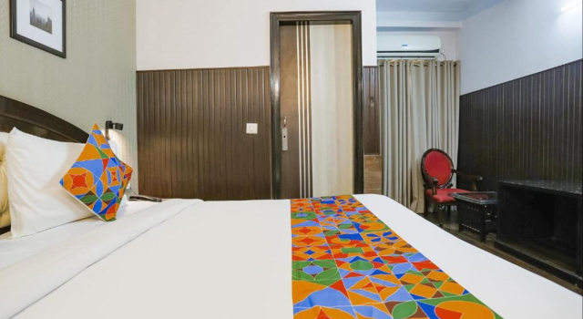 FabHotel Veetara