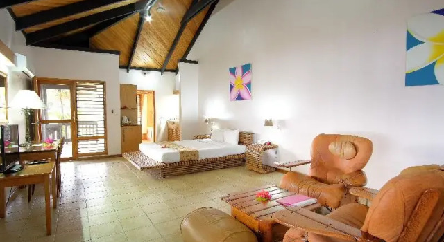 Вилла с балконом и oceanfront Anchorage Beach Resort
