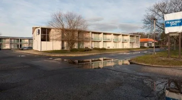 Howard Johnson Inn - Commack, Boek Hotel Commack 
