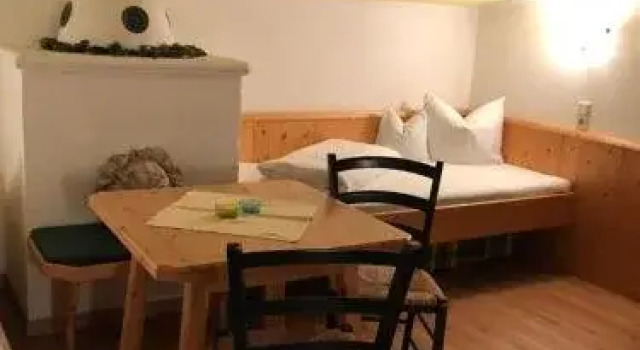 Chalet Mutmanr, Rezerwuj Chalet Hotele w Tyrol z parkingiem, Parking