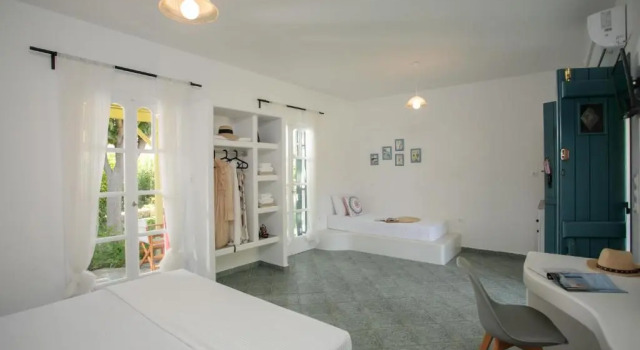 Студия Deluxe с видом на сад Palatiana Agriturismo-Philoxenia Cottages Retreat