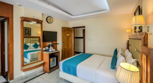 Номер Standard Golden Metro Hotel
