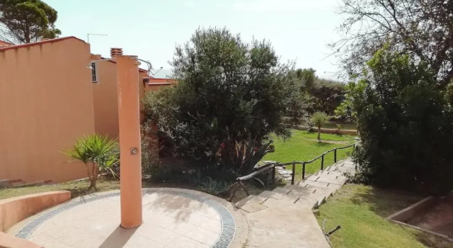 Коттедж "Ruby Seadragon Holiday Home" a 80m dal mare con giardino recintato P5584