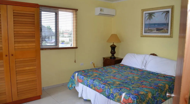 Paradise Apartments