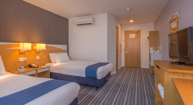 Holiday Inn Express Birmingham Castle Bromwich, Rezervați Hotel Birmingham West Midlands