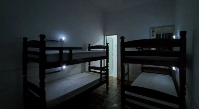 Yolo Hostel, Забронировать Хостел Тамбау , рядом с Handicraft Market