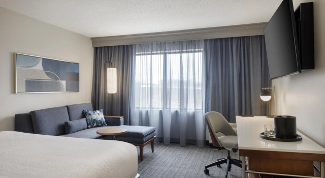 Courtyard by Marriott Springfield Airport