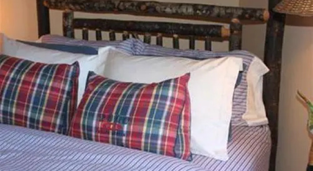 Dragonfly Dock Bed And Breakfast