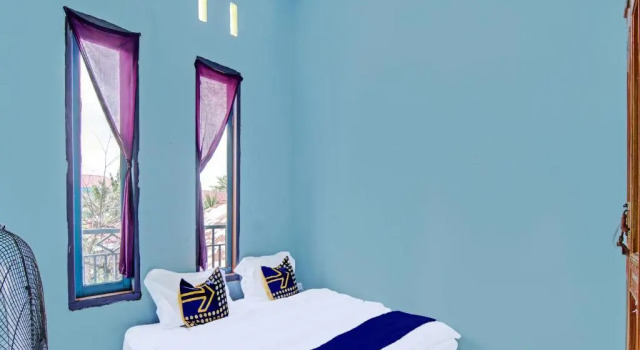 Номер Economy SPOT ON 91918 Najla Guest House Syariah