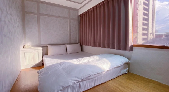 Номер Economy Chrysler Hotel