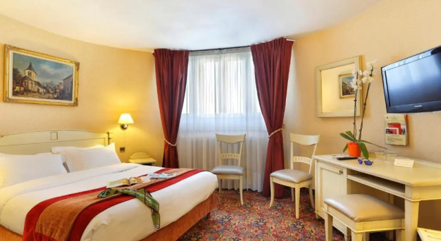 Двухместный номер Standard The Originals City Hotel Paix Republique