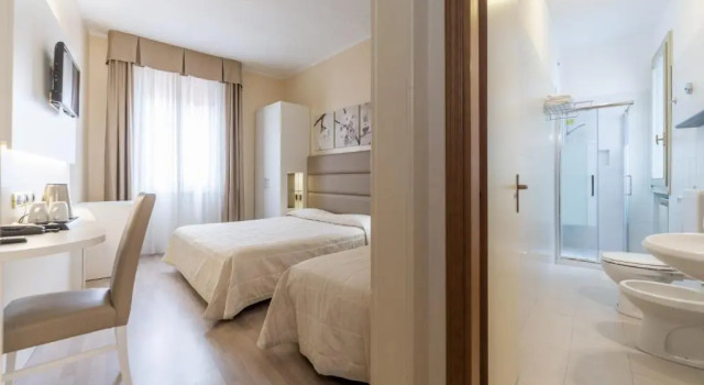 Hotel University