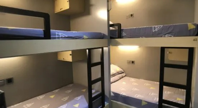 Кровать в общем номере (женский номер) Zi Xin Motel