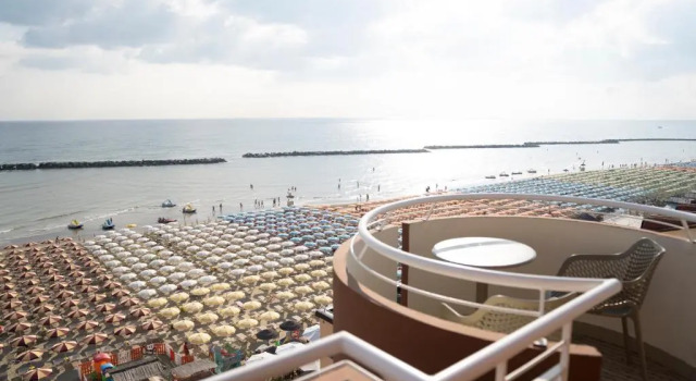 Двухместный номер Standard seafront Hotel Flamingo