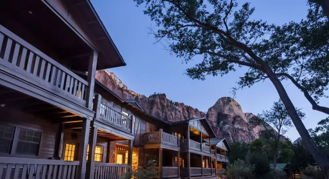 Zion Lodge - Inside the Park, Varaa Hotelli Springdale 