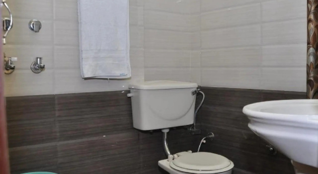 Goroomgo Anand Lok Vatika Rajgir, Rezervovat Hotel Hotely v Nalanda s parkováním, Parkování
