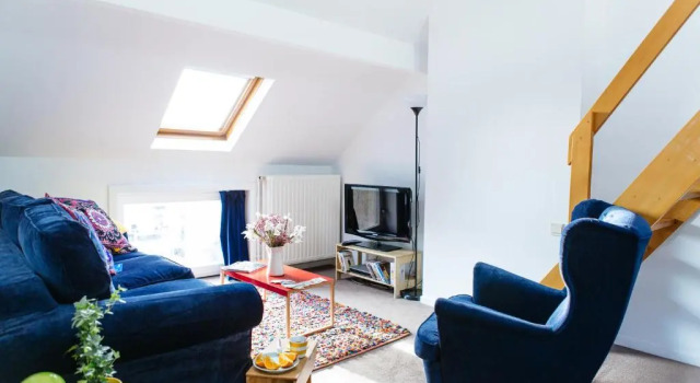 Апартаменты B&B Place Jourdan