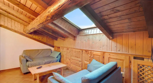Chalet Meridiana Appartamento 11, Buchen Sie Chalet Hotels in Livigno mit Parkplatz, Parkplätze