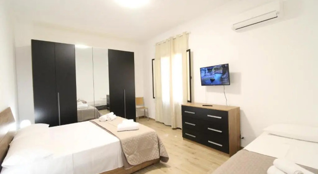 Anca Palace 1P, Prenota Appartamento Hotel a Sicilia con parcheggio, Parcheggio