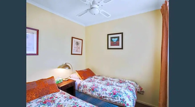 Семейная студия Knightsbridge Apartments
