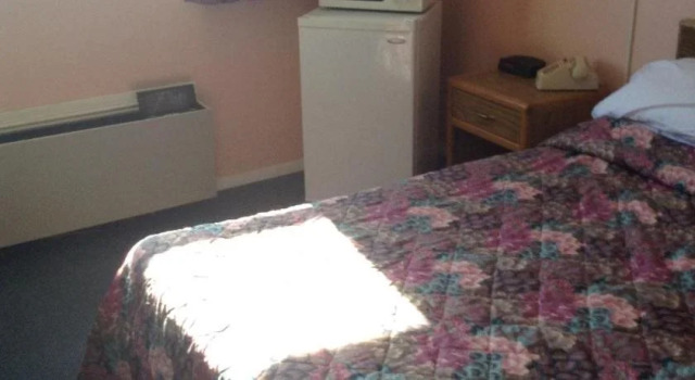 Best Budget Inn, Varaa Hotelli Charles City Iowa