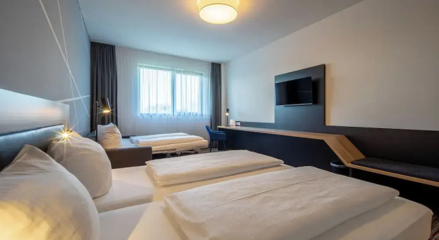 Двухместный семейный номер Standard N+S City Hotel Neumarkt
