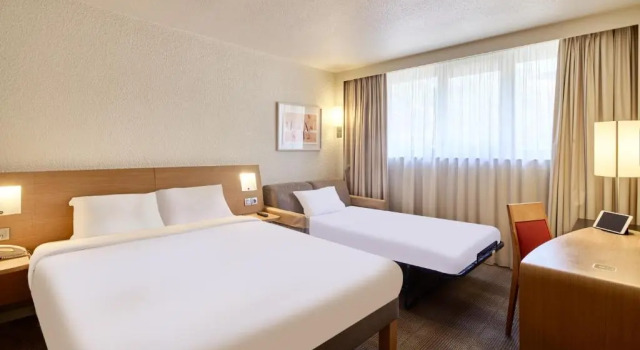 Трёхместный номер B&B HOTEL Cergy Port 4 étoiles
