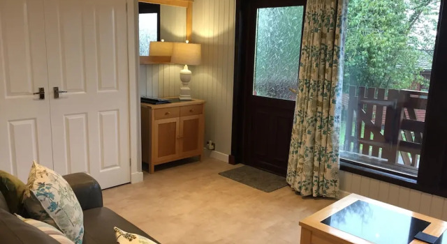 Primrose Lodge 7 with Hot Tub (H 2014) 57555, Book Hotel Minnigaff Scotland