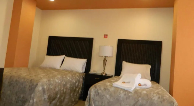 Трёхместный номер Standard Hotel Plaza Bernal