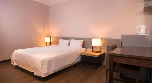 Двухместный номер Standard Asia Emperor Hotel