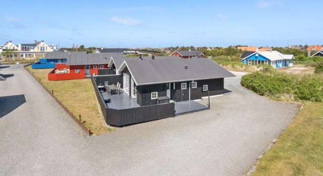 "Christella" - 1.5km from the sea in Western Jutland, Забронировать Отель Виде-Санне 