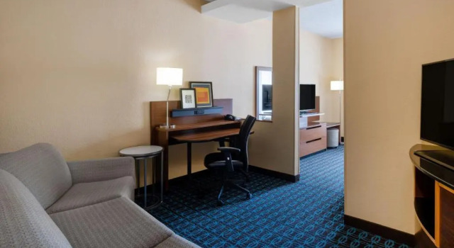 Двухместный люкс Executive c 1 комнатой Fairfield Inn & Suites by Marriott Denver Aurora/Medical Center