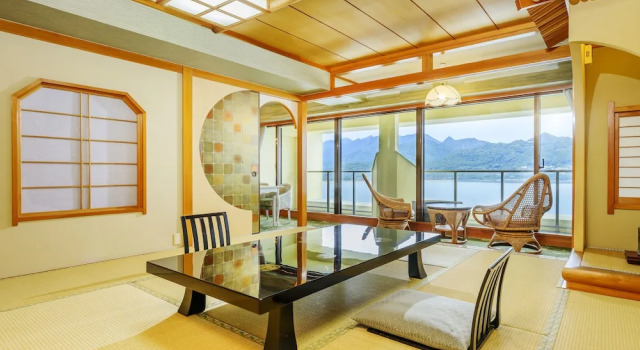 Номер Japanese-Western Deluxe с видом на океан KAMENOI HOTEL Nachi Katsuura Kumano Kodo