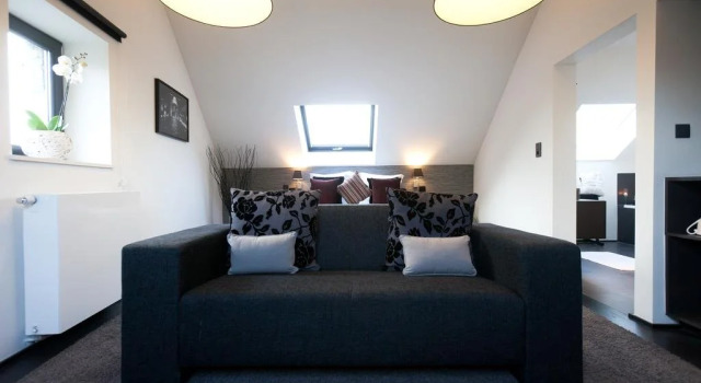 B&B Ad Astra, Book Bed and Breakfast Halloux Belgien
