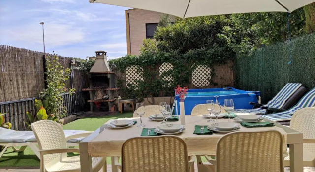 Коттедж Jardines de Viana Spa