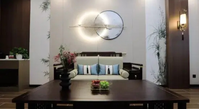Suite Business Obsessed Forest Theme Hotel