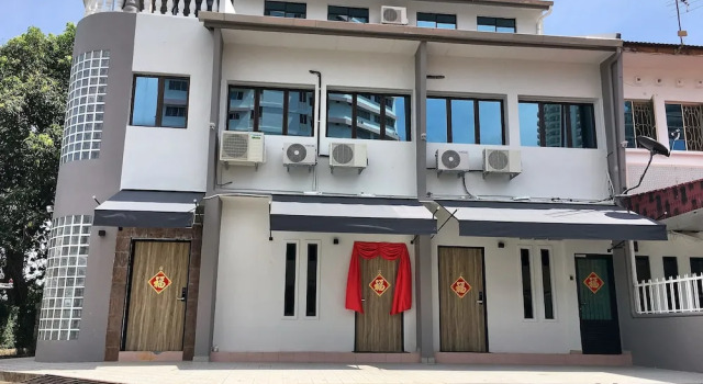 iBook6 Deluxe Family Suite for 4 by iBook Homestay, Prenota Hotel George Town Penang