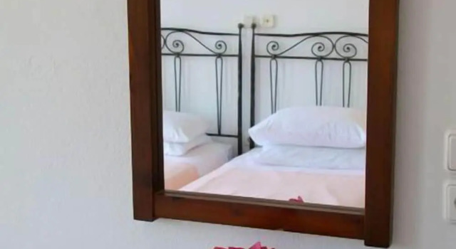 Одноместный номер Standard с балконом Artemon Hotel