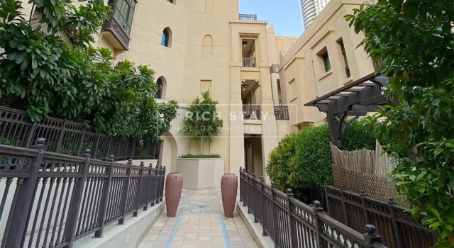 Spectacular 2BR in Souk Al Bahar, Downtown with Burj & Dubai Mall view by Rich Stay, Забронировать Апартаменты/квартира Даунтаун Дубай , рядом с Дубайский аквариум