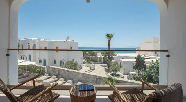 Люкс с балконом и с видом на море Nuca Mykonos Hotel