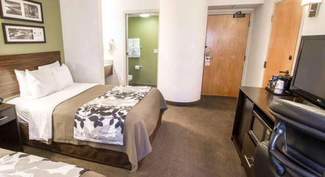Четырёхместный номер Standard Sleep Inn North Scottsdale near Mayo Clinic