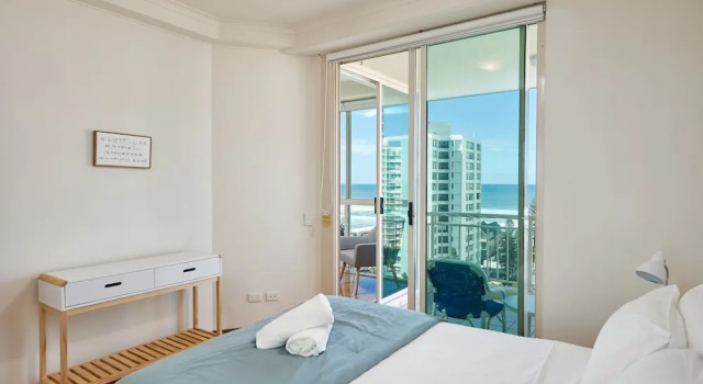 Номер Standard c 1 комнатой с балконом и с видом на океан Maldives Resort Main Beach, Gold Coast