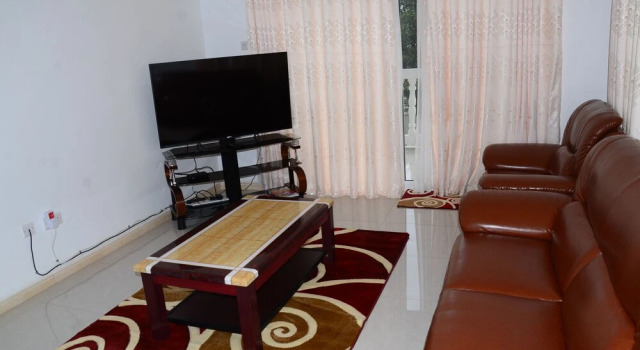 Апартаменты Royal Muyenga Luxury Vacation Home