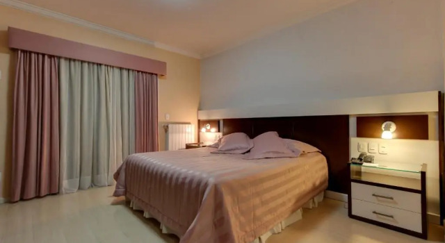 Трёхместный номер Deluxe Hotel Glamour da Serra