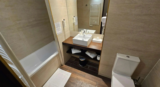 Двухместный номер Classic Best Western Terre de Provence